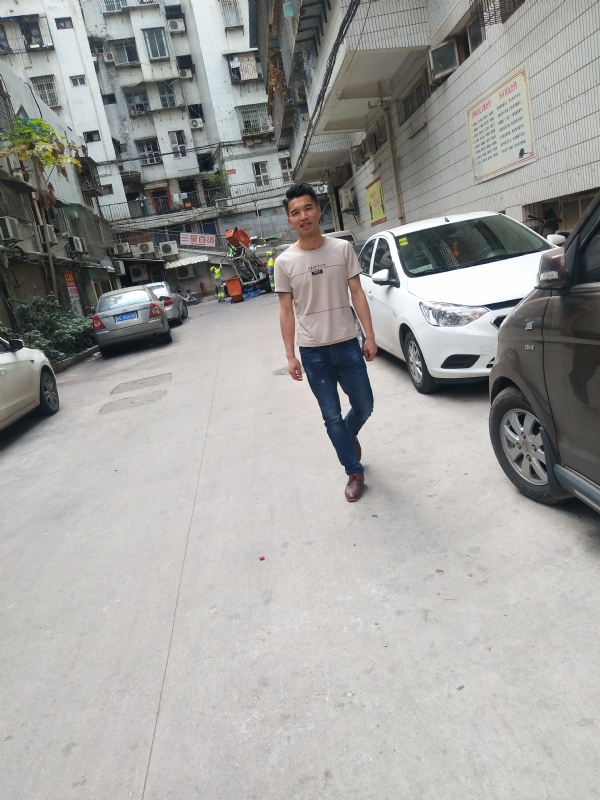 突然的自我的第三张照片--明溪婚介网