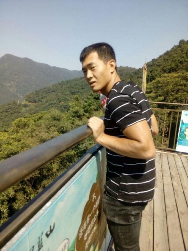 小卢的第一张照片--明溪婚介网