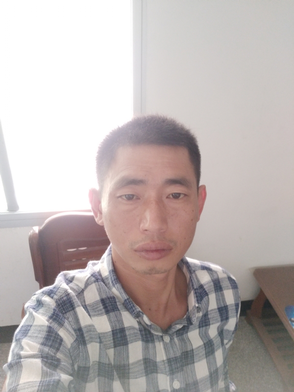 不期而遇的第一张照片--明溪婚介网