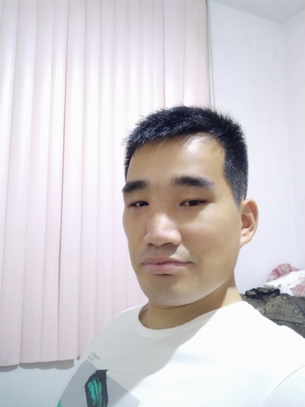 大男孩的第一张照片--明溪婚介网