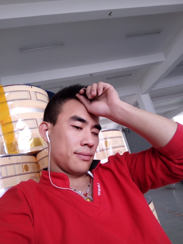 寻唯一的第三张照片--明溪婚介网