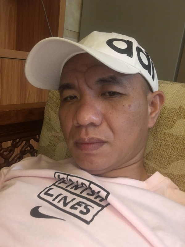 坚持到底的第一张照片--明溪婚介网