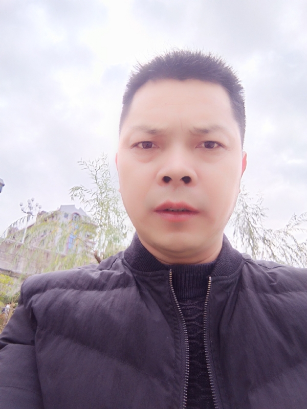 随缘的第一张照片--明溪婚介网
