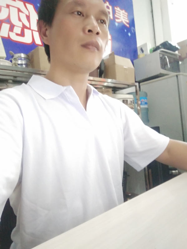 深蓝色的海的第一张照片--明溪婚介网