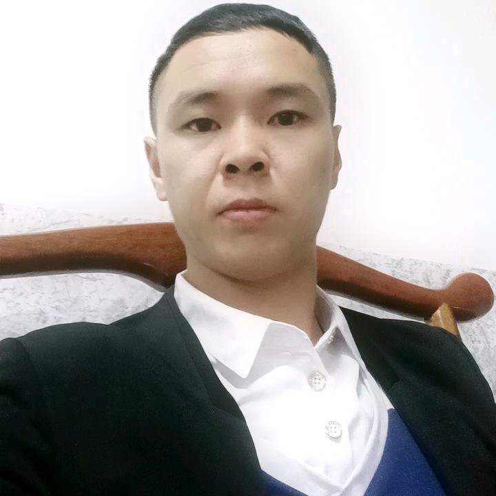 冷漠的第一张照片--明溪婚介网