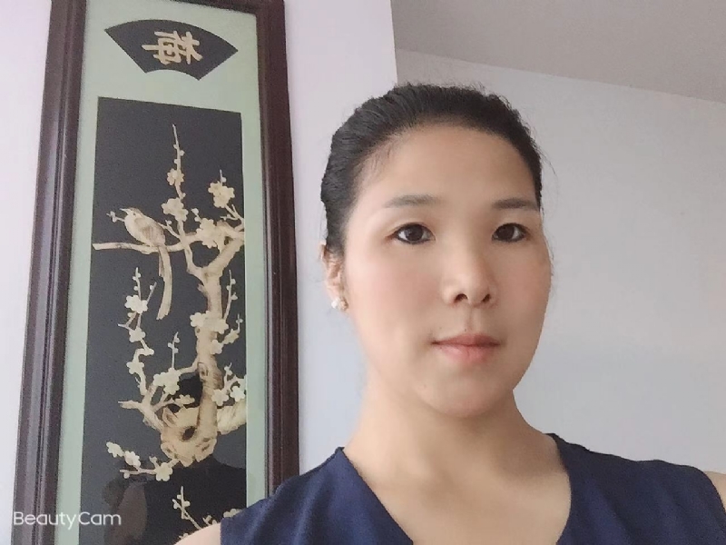 微笑的第一张照片--明溪婚介网