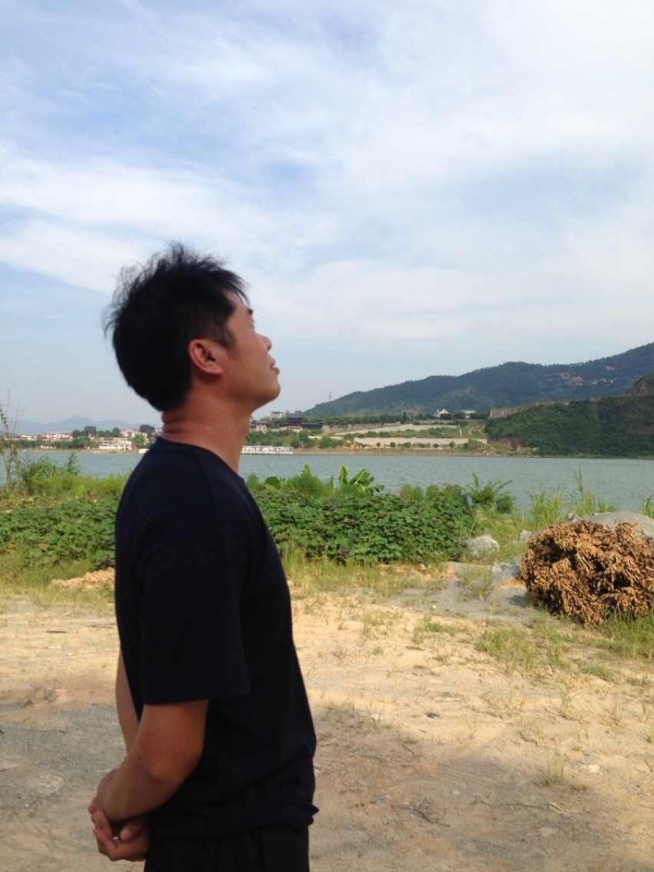雾里看花的第一张照片--明溪婚介网