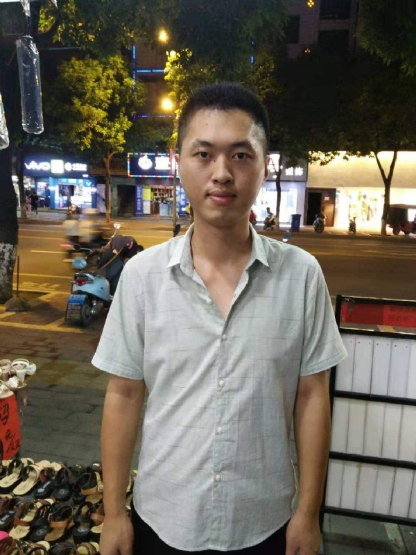 单身的雄鹰的第一张照片--明溪婚介网