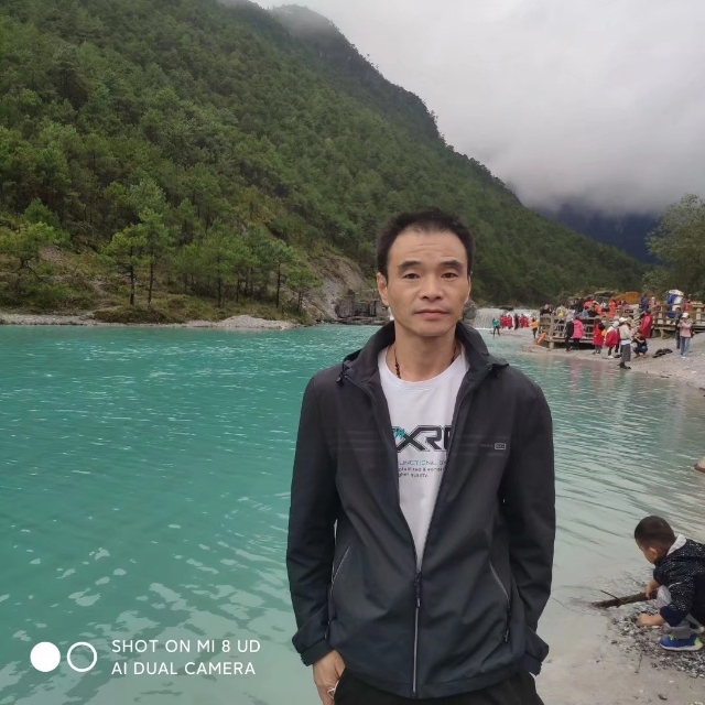 流星的第一张照片--明溪婚介网