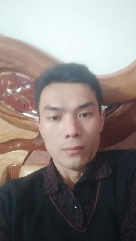 错把真心喂了狗的第四张照片--明溪婚介网