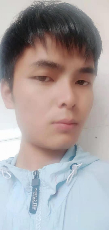 安静的男生的第一张照片--明溪婚介网