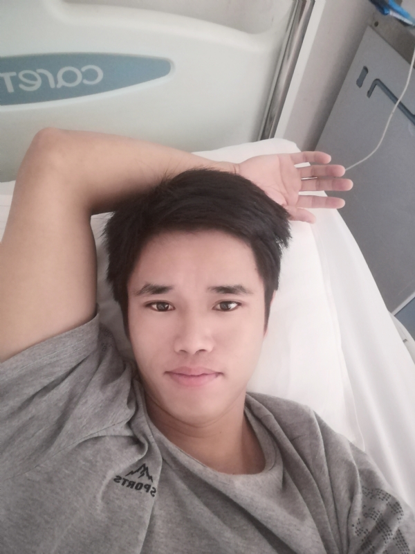 在相信一次的第一张照片--明溪婚介网