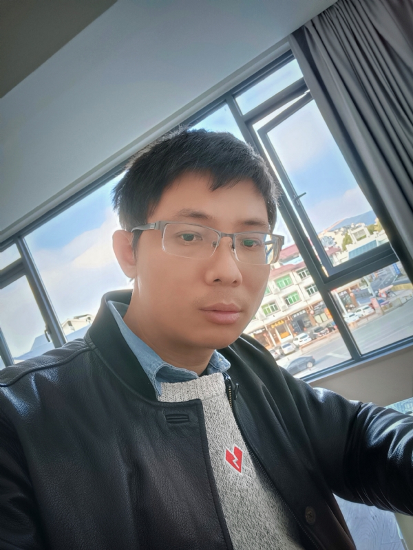 也许只是缺少一个拥抱的第二张照片--明溪婚介网