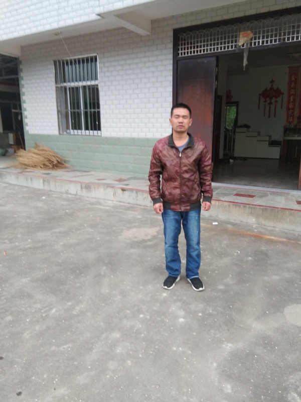 阿泉的第一张照片--明溪婚介网