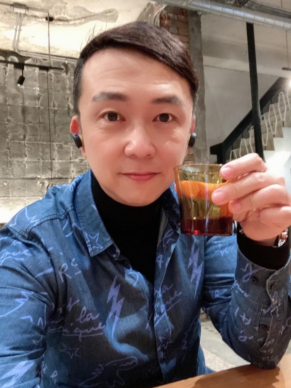 陈道明的第二张照片--明溪婚介网