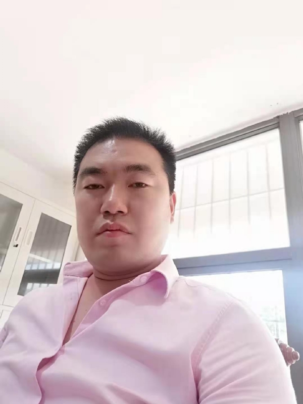 命运的打拼的第一张照片--明溪婚介网