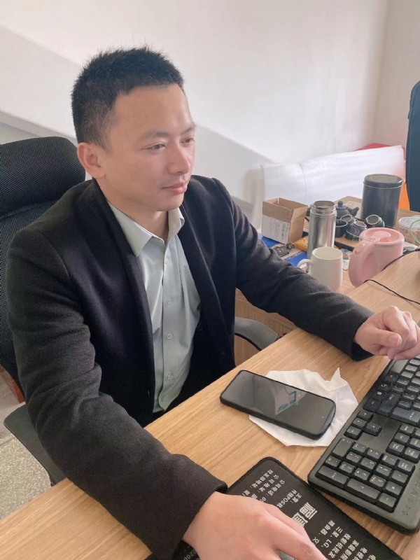 落叶知秋的第一张照片--明溪婚介网