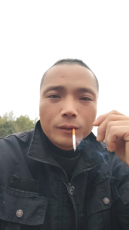 伯爵的第一张照片--明溪婚介网