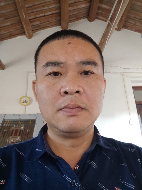 破碎的第一张照片--明溪婚介网