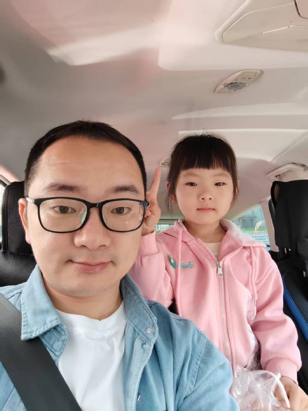 知天晓的第一张照片--明溪婚介网